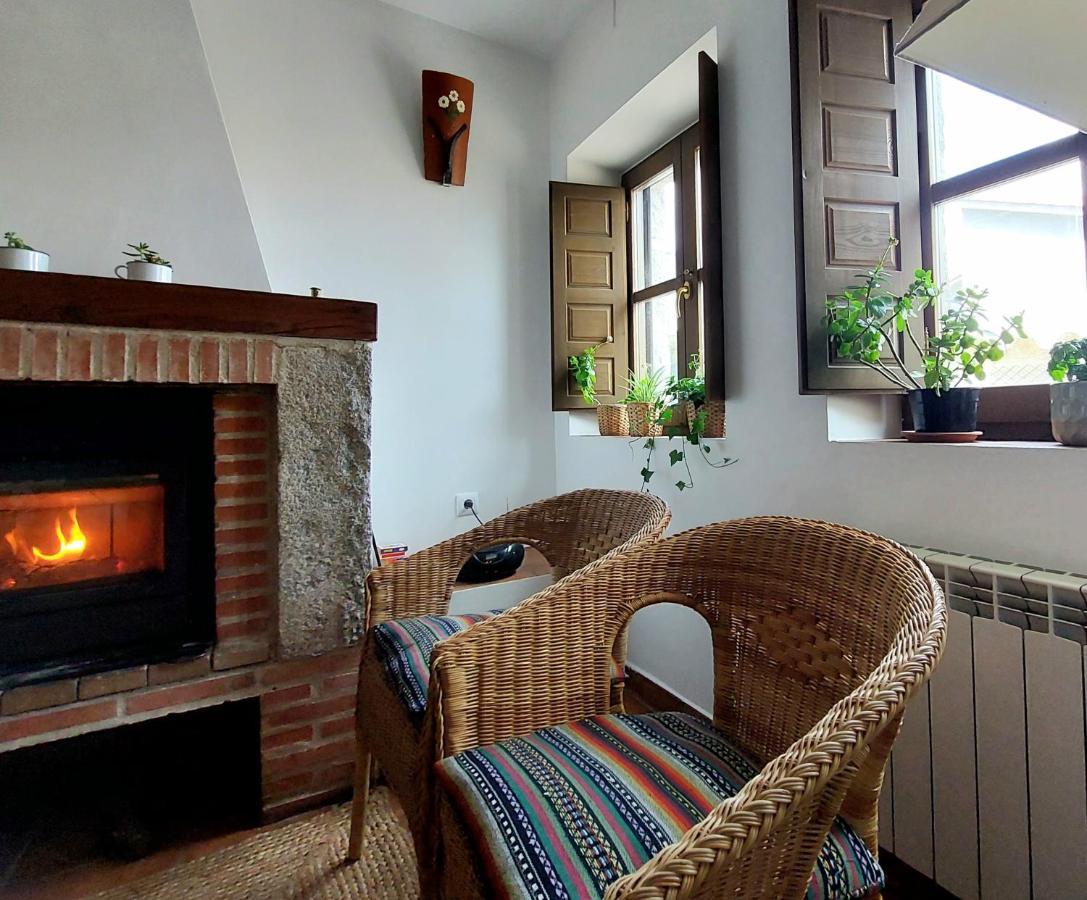 Casa Rural Abuela Reme El Fresno エクステリア 写真